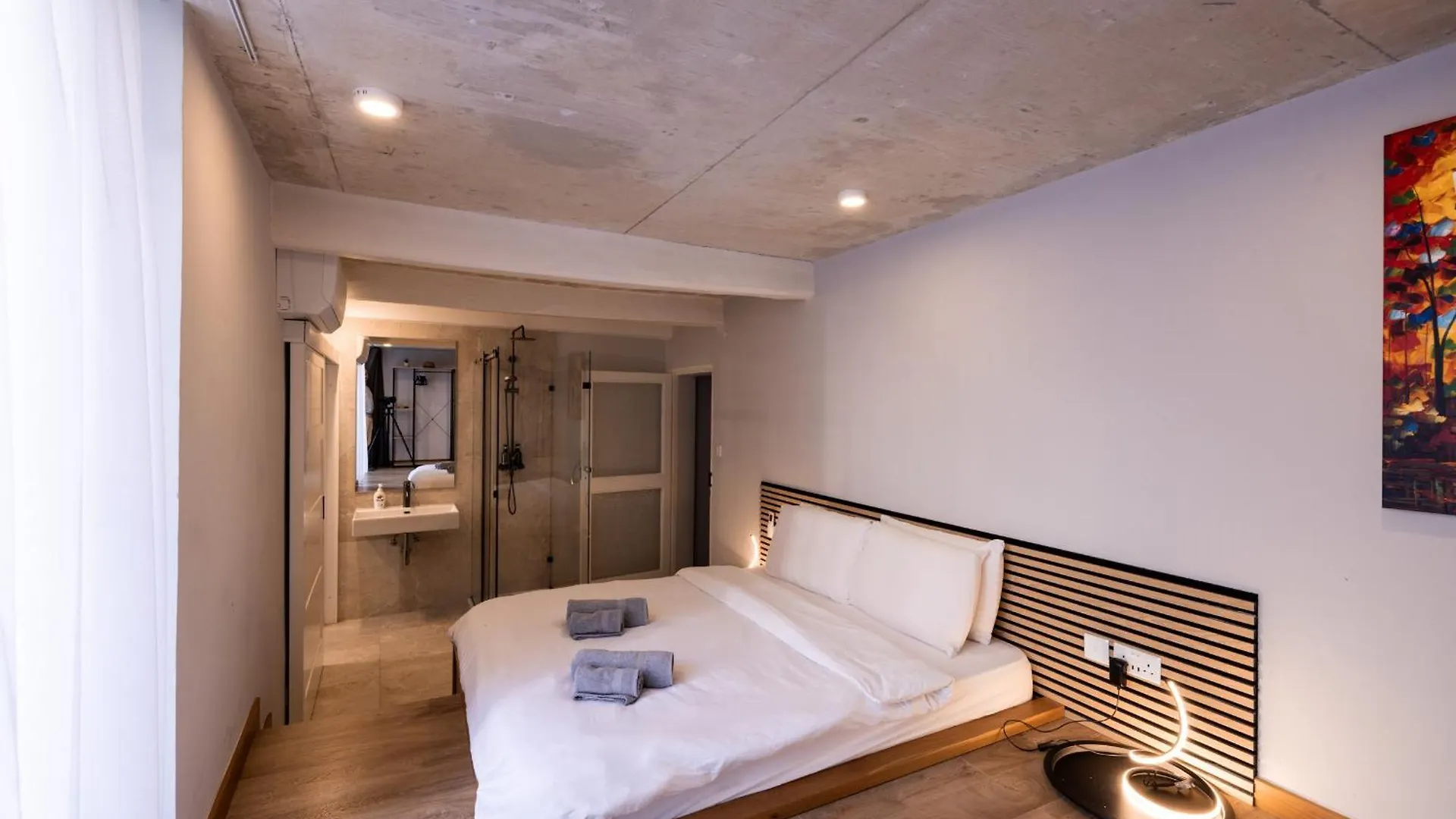Villa Seafront 3-Bed Palazzino With Jacuzzi, Heart Of Balluta Sliema